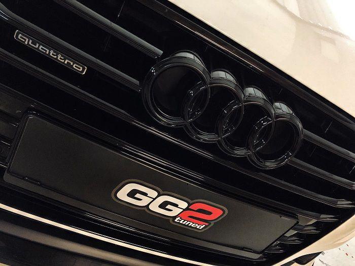 Audi rings black front for Audi A6 4K