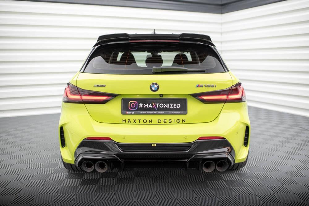 Heckdiffusor und Milltek Sport Abgasanlage für Audi RS3 Sportback 8V Facelift von Maxton Design