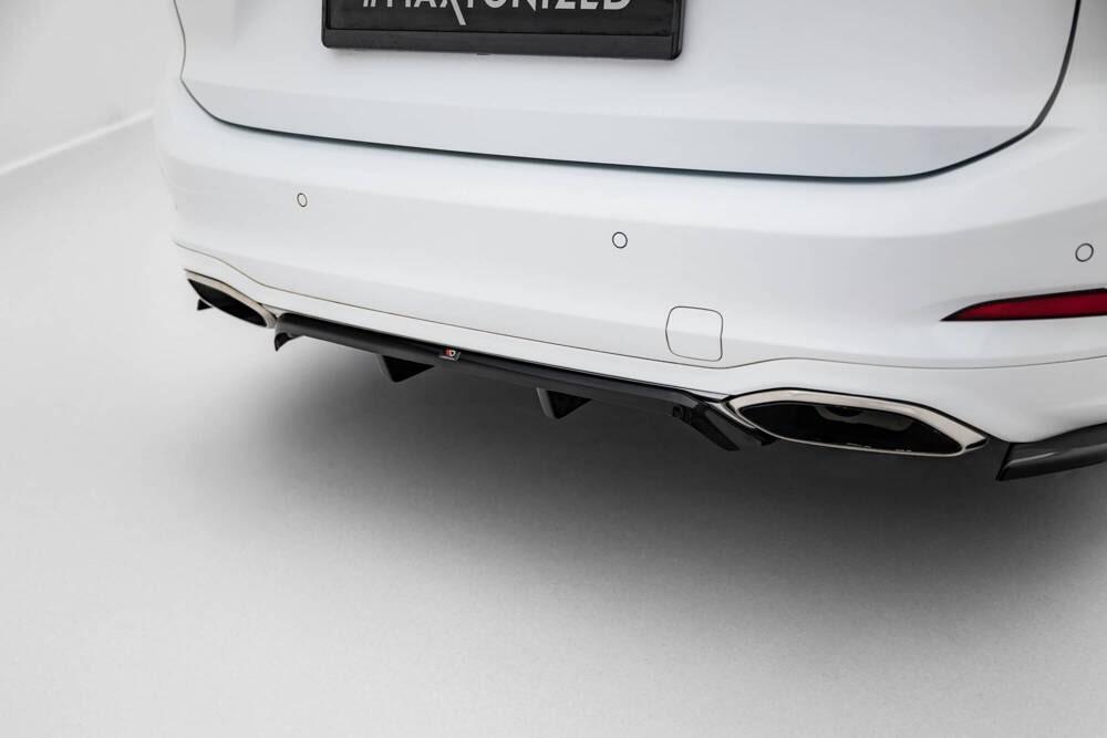 Zentraler Hinterer Splitter für Ford Focus Vignale Kombi MK4 von Maxton Design