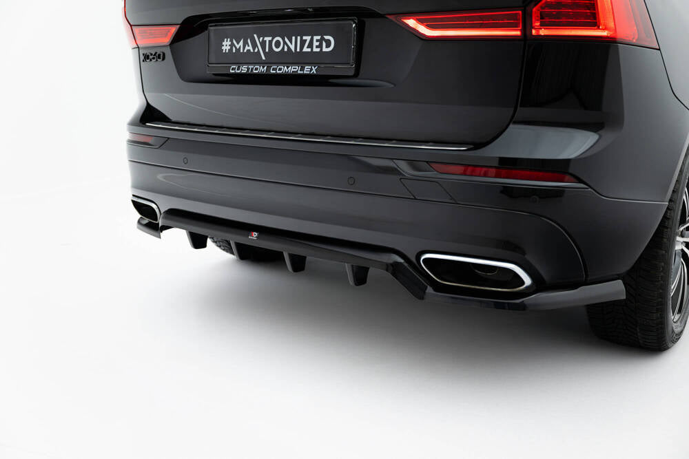 Zentraler hinterer Splitter für Volvo XC60 MK2 von Maxton Design