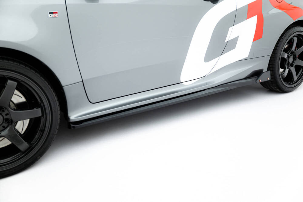 Seitenschweller Erweiterung mit Flaps für Toyota GR Yaris MK4 Facelift von Maxton Design