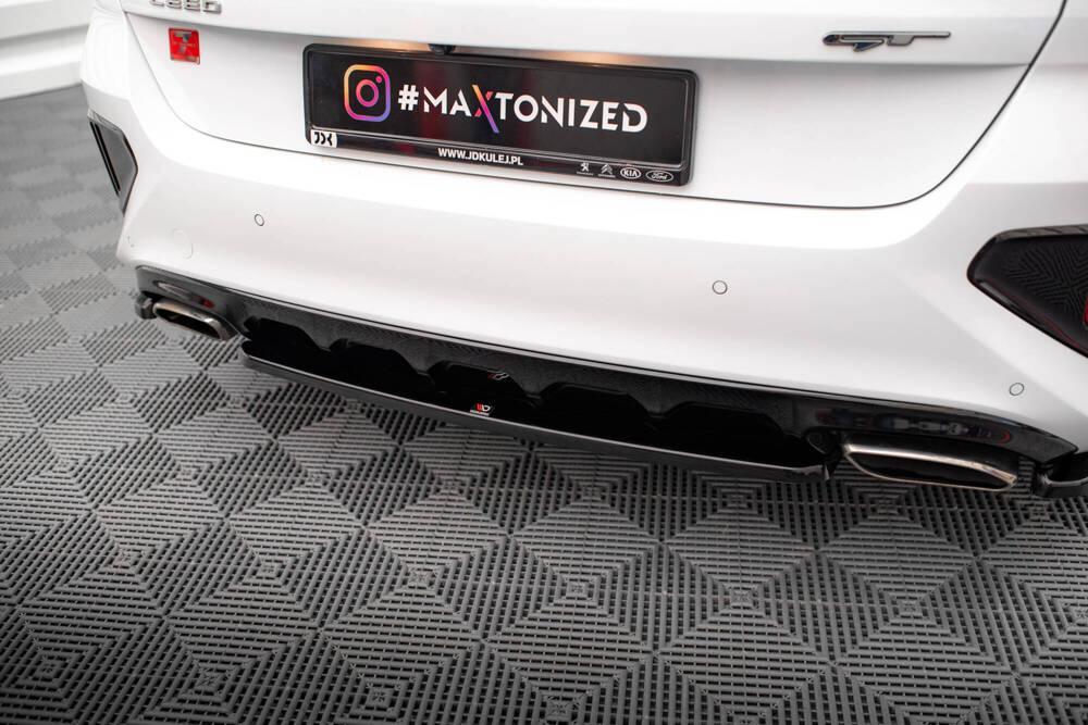 Zentraler Hinterer Splitter für Kia Ceed GT MK3 von Maxton Design